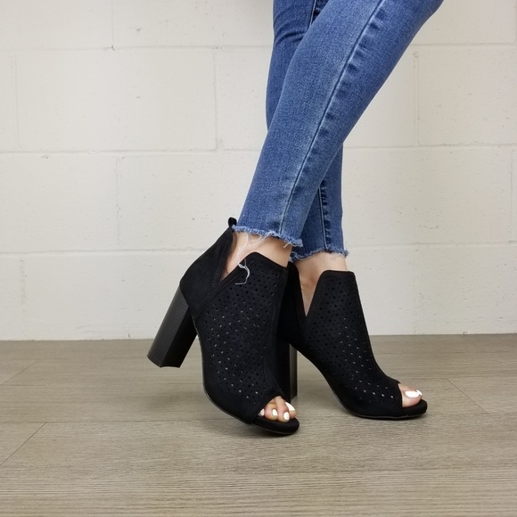 Perforated Block Heel Sandal Ankle Bootie - Picture 3 of 8